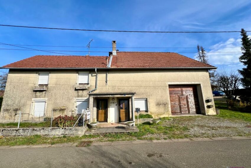 NOUVEAUTE ! A VENDRE MAISON T4 A RENOVER (25) 10minSuisse