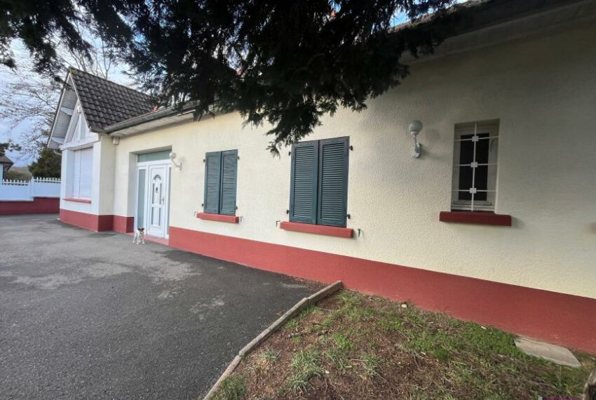 Aux portes de BELFORT - Local Professionnel de 230 m² A VENDRE